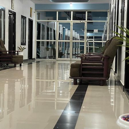 Nilastay Emirates Kazhakuttam Bagian luar foto